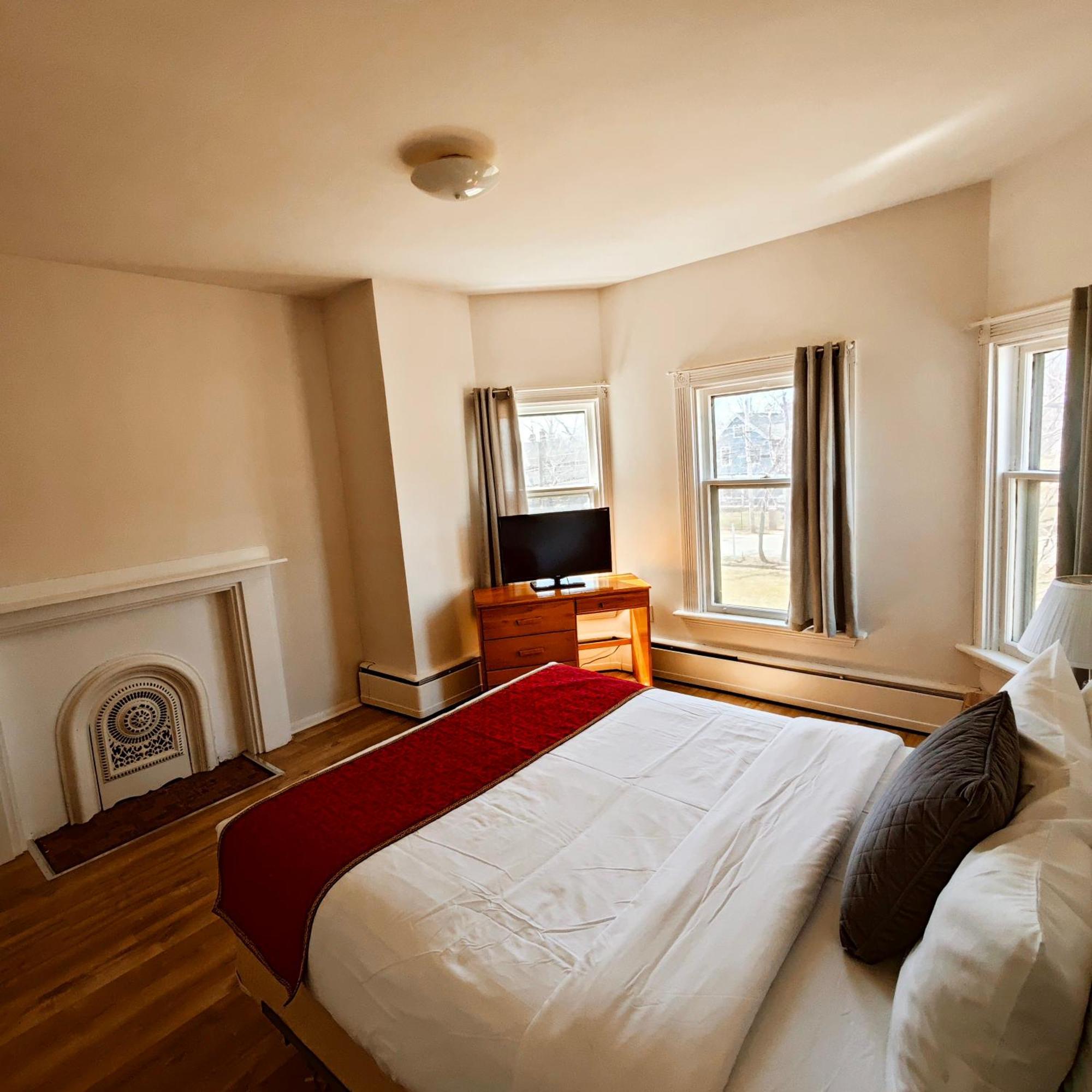 Andy'S Blue House Bed & Breakfast Charlottetown Bagian luar foto