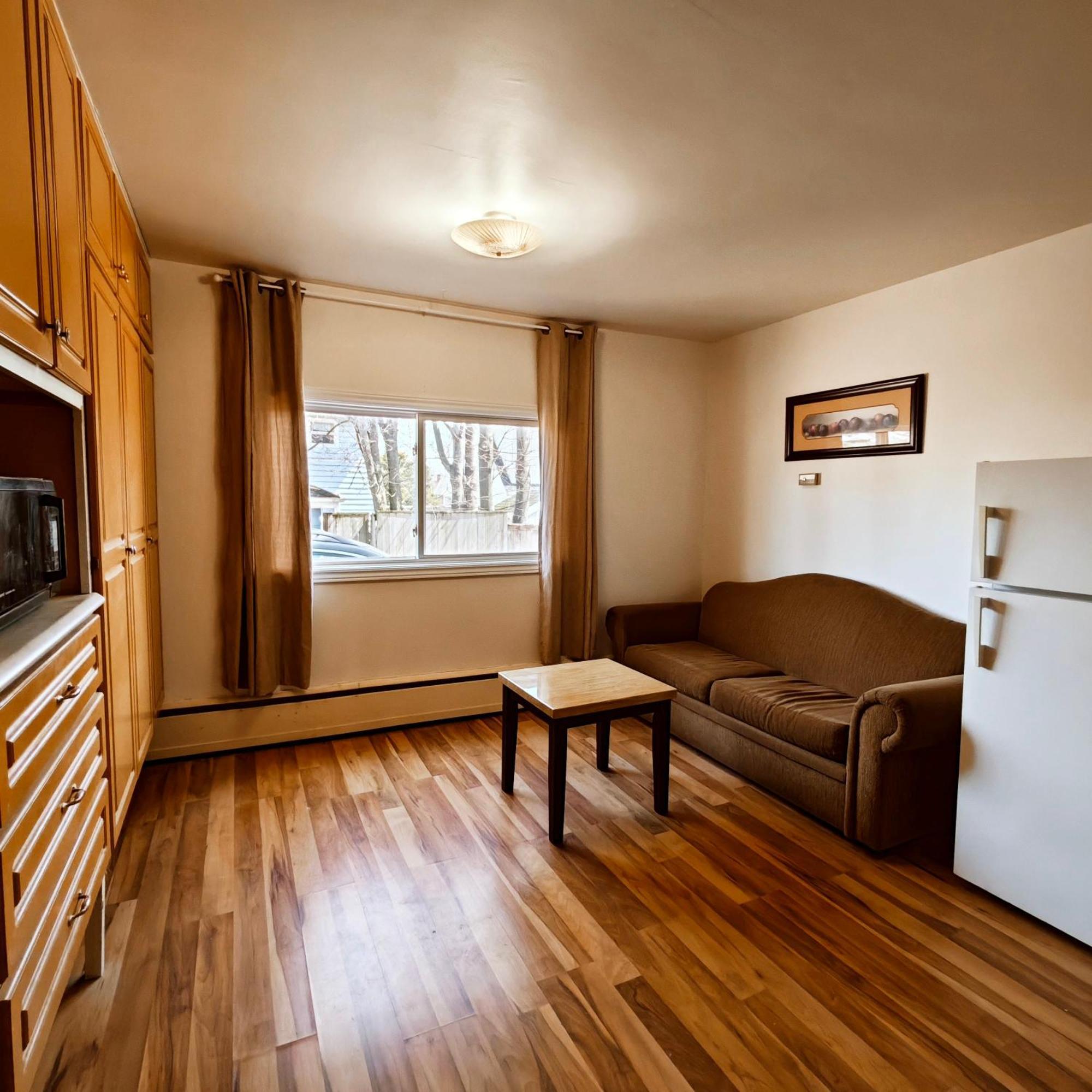 Andy'S Blue House Bed & Breakfast Charlottetown Bagian luar foto