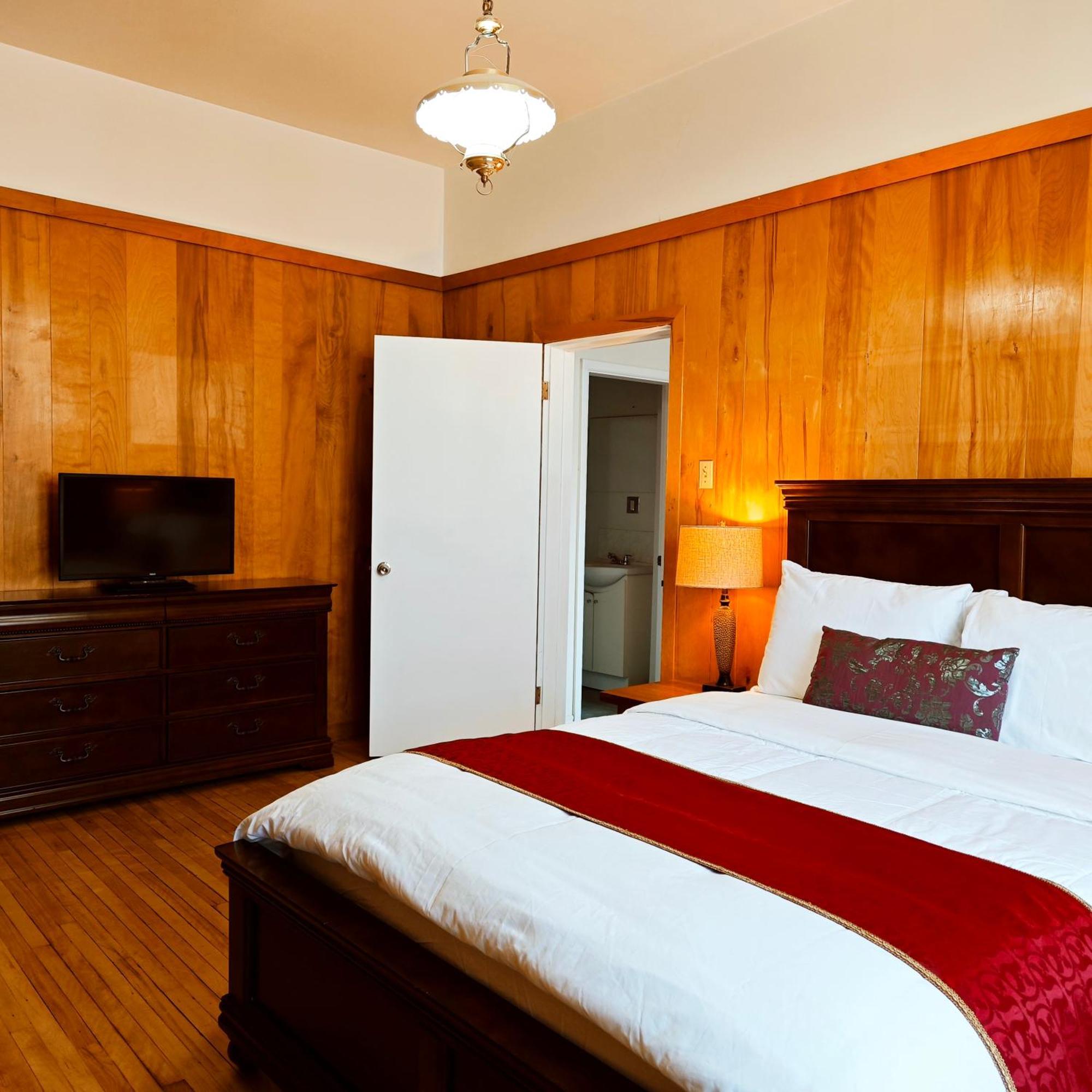 Andy'S Blue House Bed & Breakfast Charlottetown Bagian luar foto