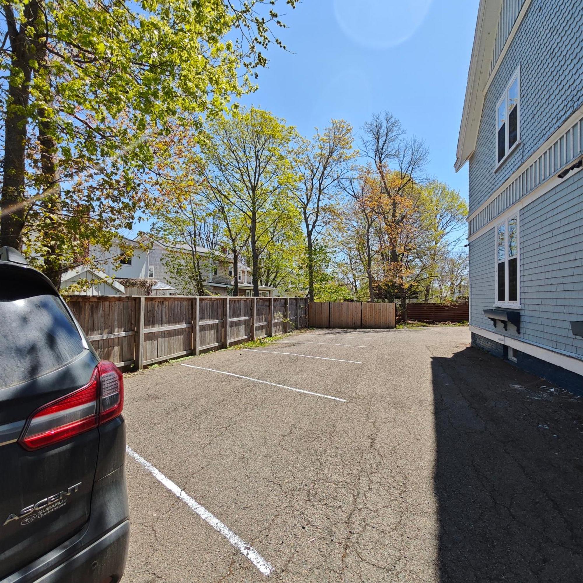 Andy'S Blue House Bed & Breakfast Charlottetown Bagian luar foto