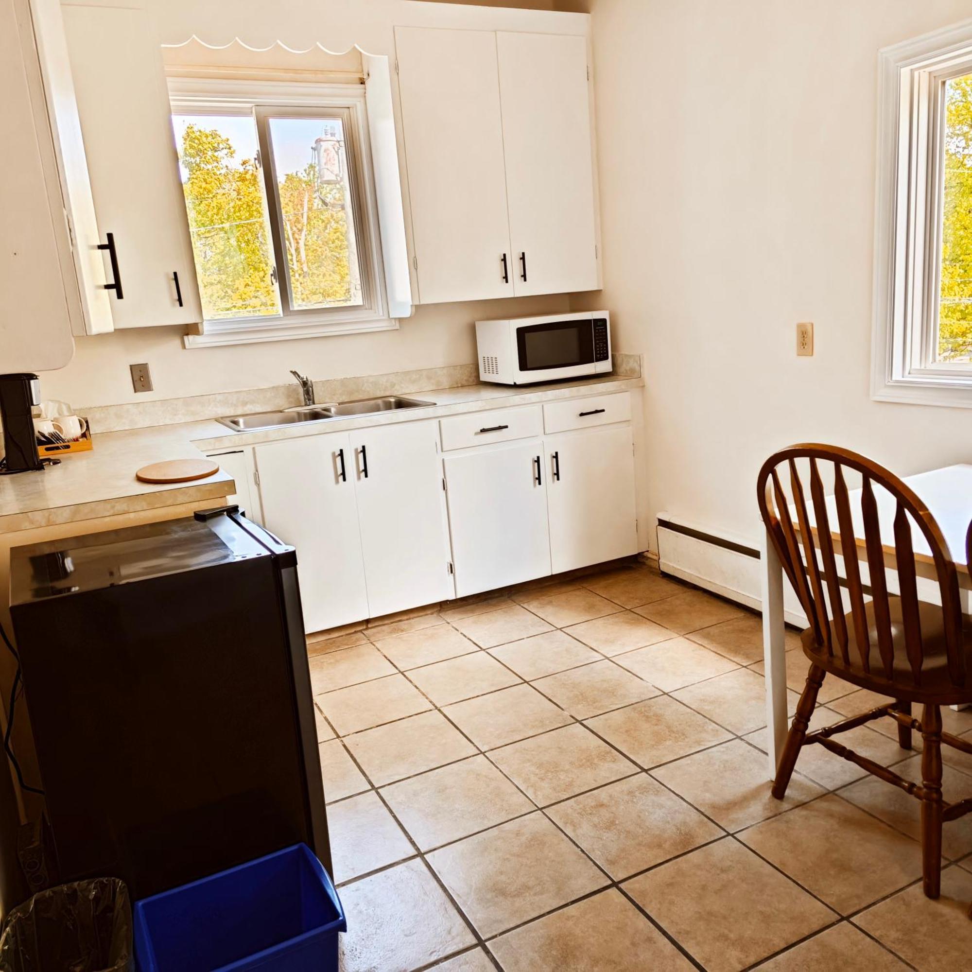 Andy'S Blue House Bed & Breakfast Charlottetown Bagian luar foto