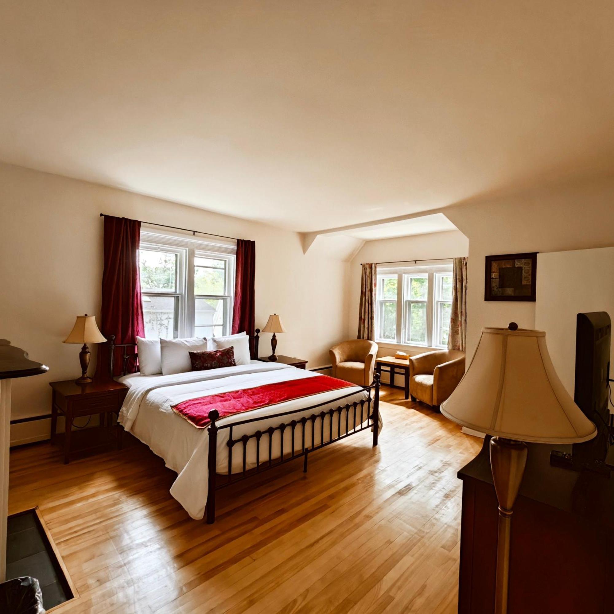 Andy'S Blue House Bed & Breakfast Charlottetown Bagian luar foto